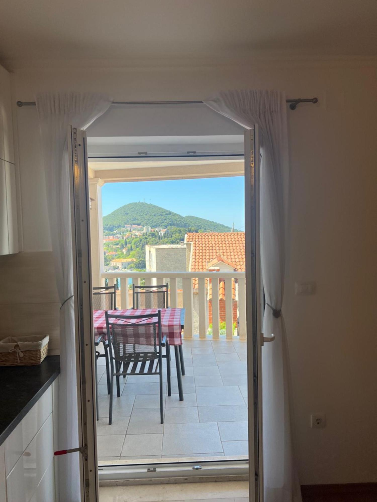 Apartment Violeta 1 With Private Terrace Ντουμπρόβνικ Εξωτερικό φωτογραφία