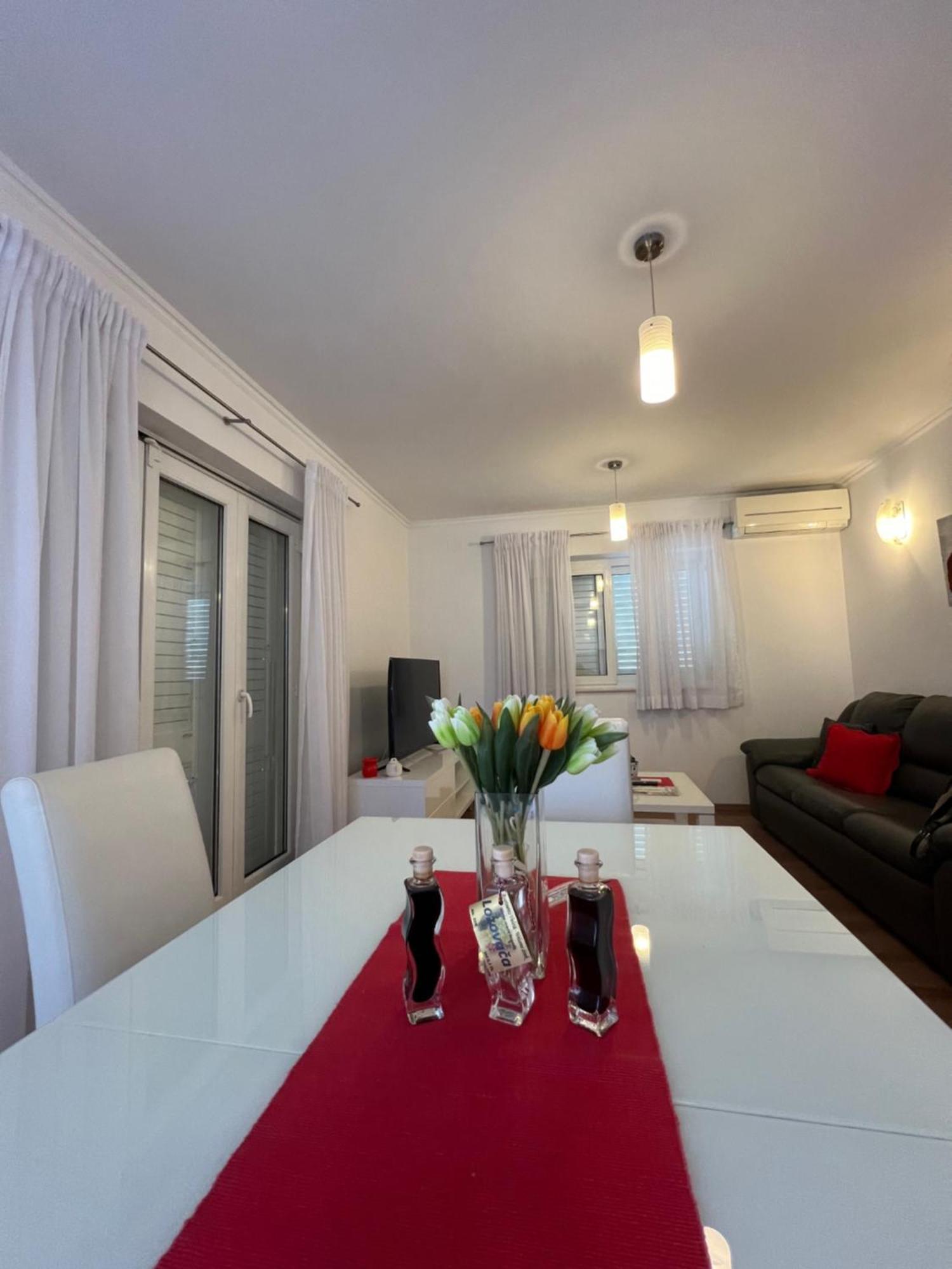 Apartment Violeta 1 With Private Terrace Ντουμπρόβνικ Εξωτερικό φωτογραφία